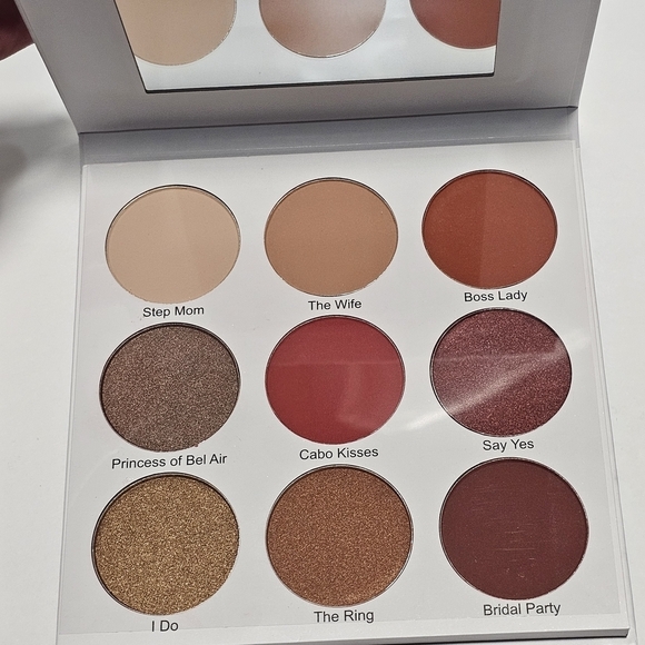 Give Them Lala Other - NEW Give them LaLa Beauty: The Grown Woman Eyeshadow Palette